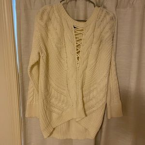 Oversize lace-up sweater